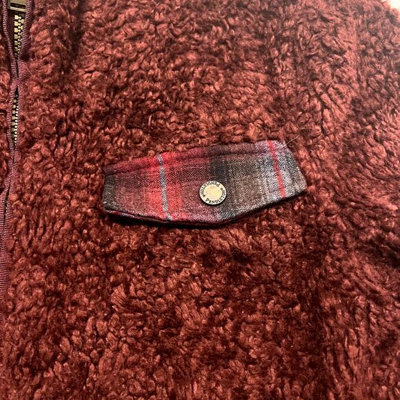 Pendleton Ladies Fuzzy Zip Jacket Womens Sherpa Coat Dark Red M - Picture 3 of 10